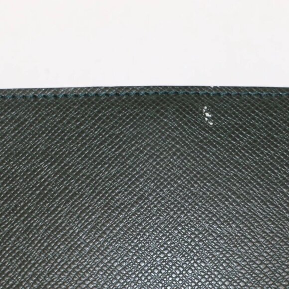 Louis Vuitton Sui Taiga Green Epicea Leather Canvas Bag - Picture 6 of 14